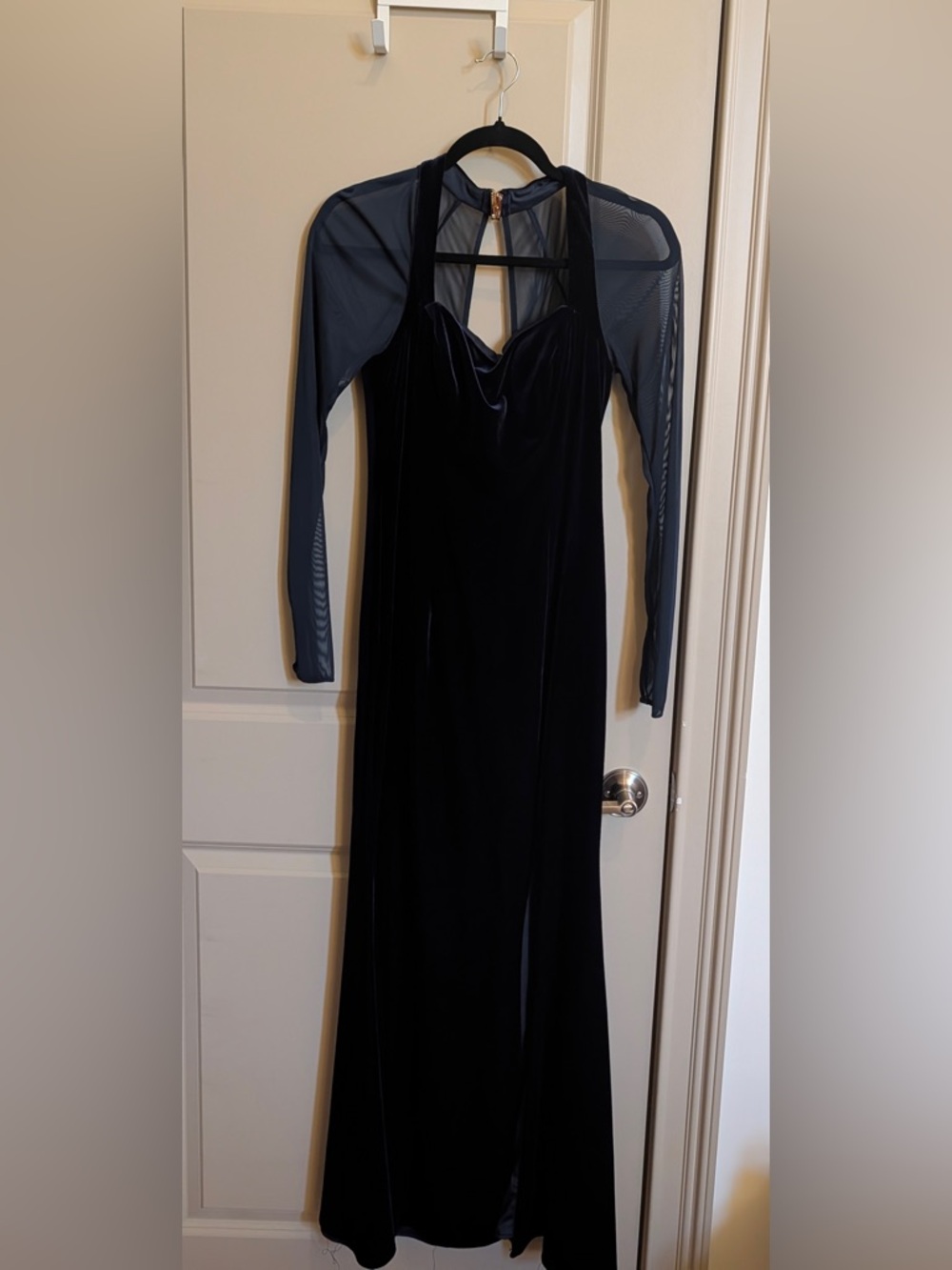 Elegant Navy Velvet Evening Dress with Sheer Long Sleeves